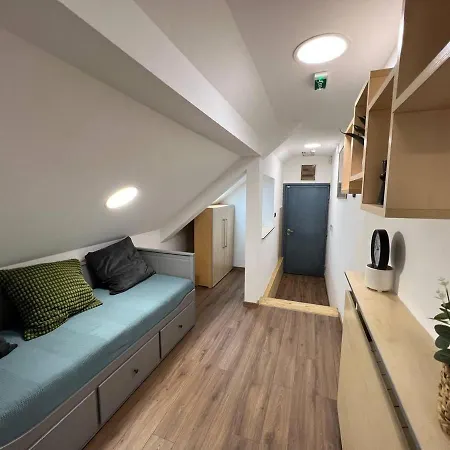 Main Square Белград