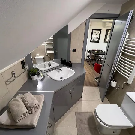 Main Square Апартаменты Белград